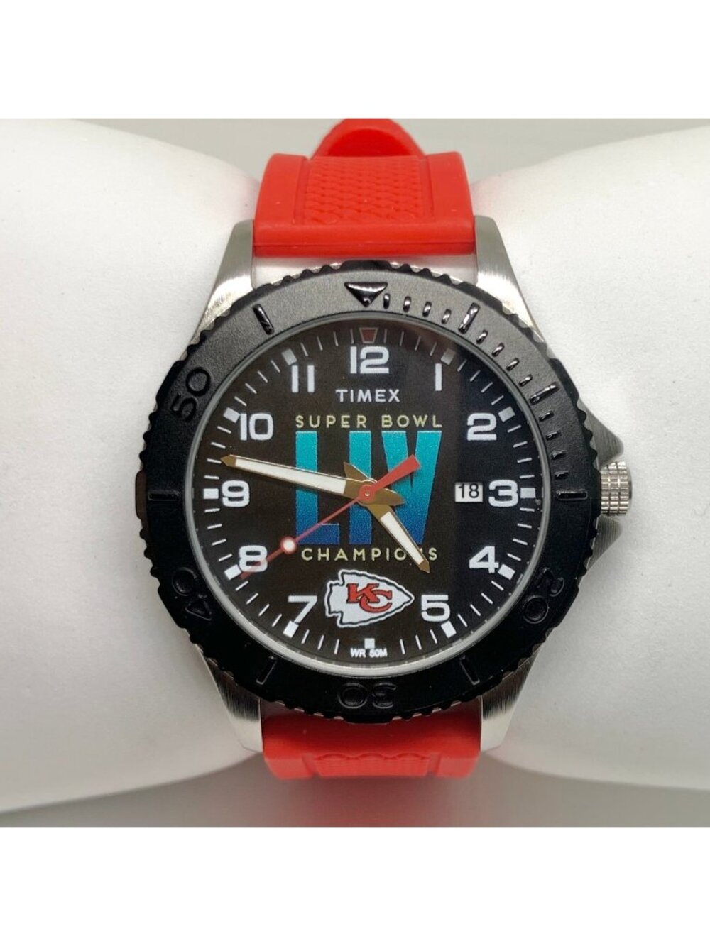 Timex Men's Watch Tribute Kansas City Chiefs Black Dial 42mm TW2U7800 running